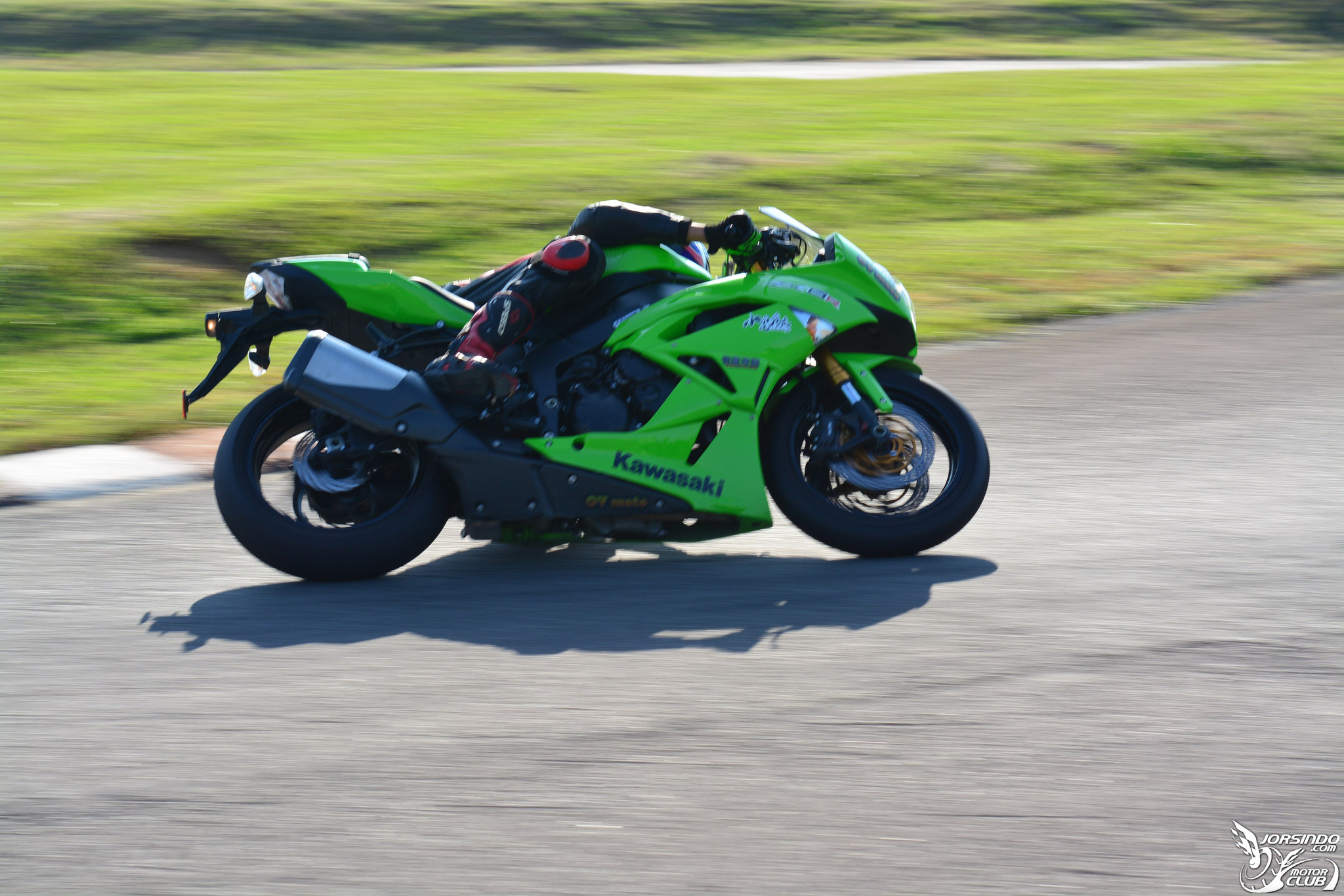 Kawasaki ZX-6R 極限開箱!|黃牌/紅牌大型重機