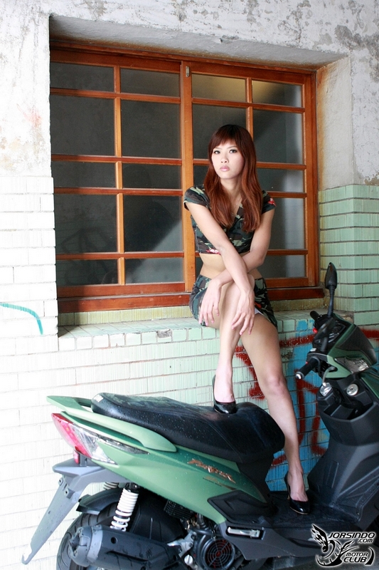 速報~!2011 Kymco New Grand DINK 300i實車照曝光~!!!4659||小老婆汽機車資訊網