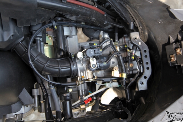 國產速克達的巔峰之作 -- KYMCO Racing King 180 深度測試報導502