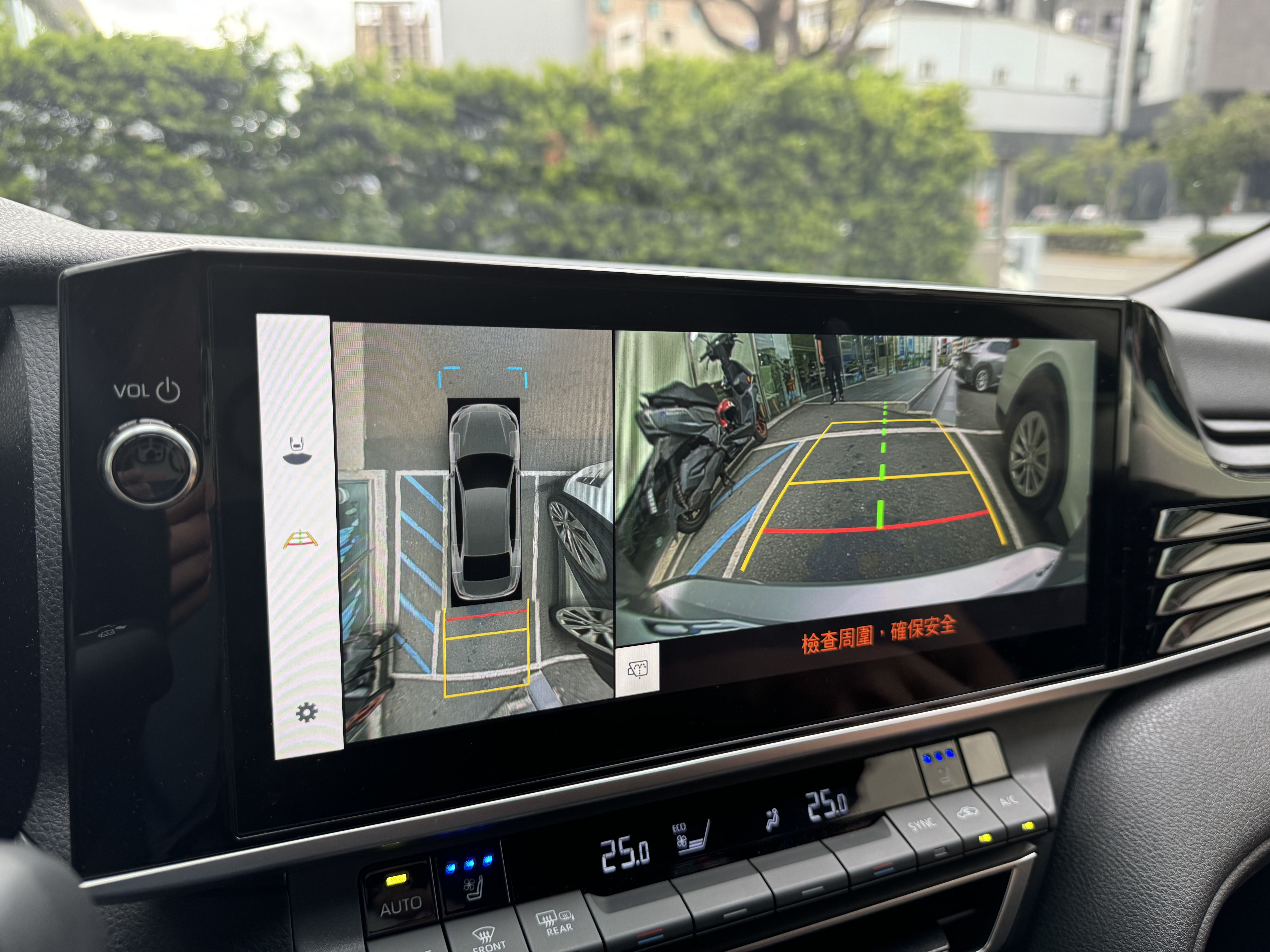 9Th Camry 2.5 HEV 購車與改裝記錄：從原廠到個性化提升9380|小老婆汽機車資訊網