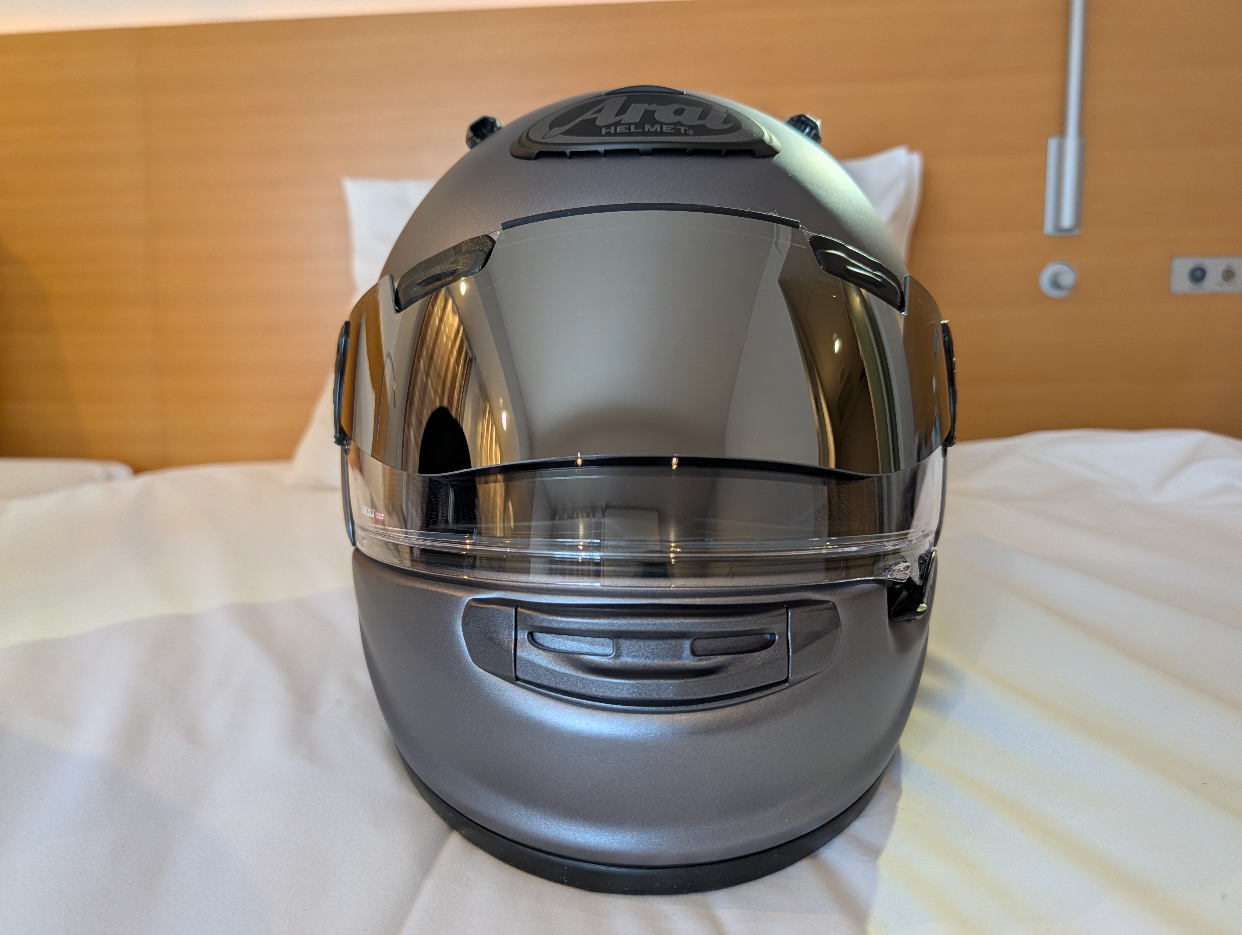聰明買帽人 RICOLAND東雲 Arai ASTRO-GX228|小老婆汽機車資訊網 聰明買帽人 RICOLAND東雲 Arai ASTRO-GX228|小老婆汽機車資訊網