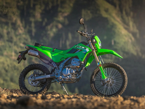 Kawasaki Rally 車款預告曝光｜KLX 家族入門 ADV 即將登場