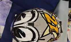 封面"Arai