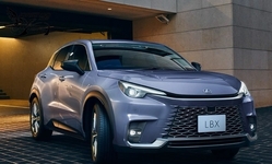 封面"紐柏林調校底盤、導入Sou新色！Lexus日規新年式LBX登場"