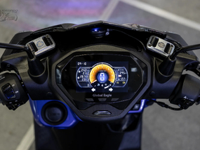 [2026 國際重機展] 七代勁戰全取代儀錶發表！支援CarPlay/Android Auto ...