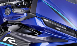 封面"YAMAHA