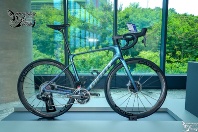 Giant 2024 全新大改款 Defy 發表! 一級車 Defy Advanced SL 0 現身