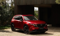 封面"三車型等級、頂規享15.6吋螢幕！Mazda大改款CX-5配備內容曝光"