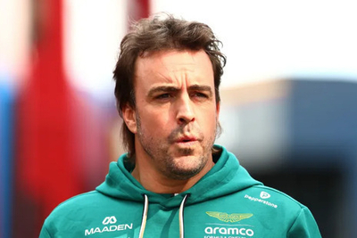 Alonso 不急於對他在 Aston Martin 的未來做出決定