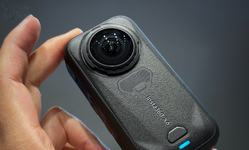 封面"短小更好拍！Insta360