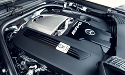 封面"Mercedes-Benz坦承低估車迷的需求，透露V8/V12心臟發展方向！"