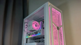 「留白，是為了映照硬體的俐落」CORSAIR 海盜船 FRAME 4000X RS WHITE ...