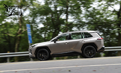 封面"節能、動力我全都要！Toyota