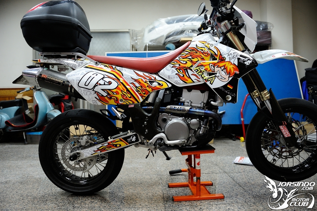 DRZ400SM 近期改裝心得2/6 更新蠍子管心得&amp;TMR40冬天微調802|小老婆汽機車資訊網