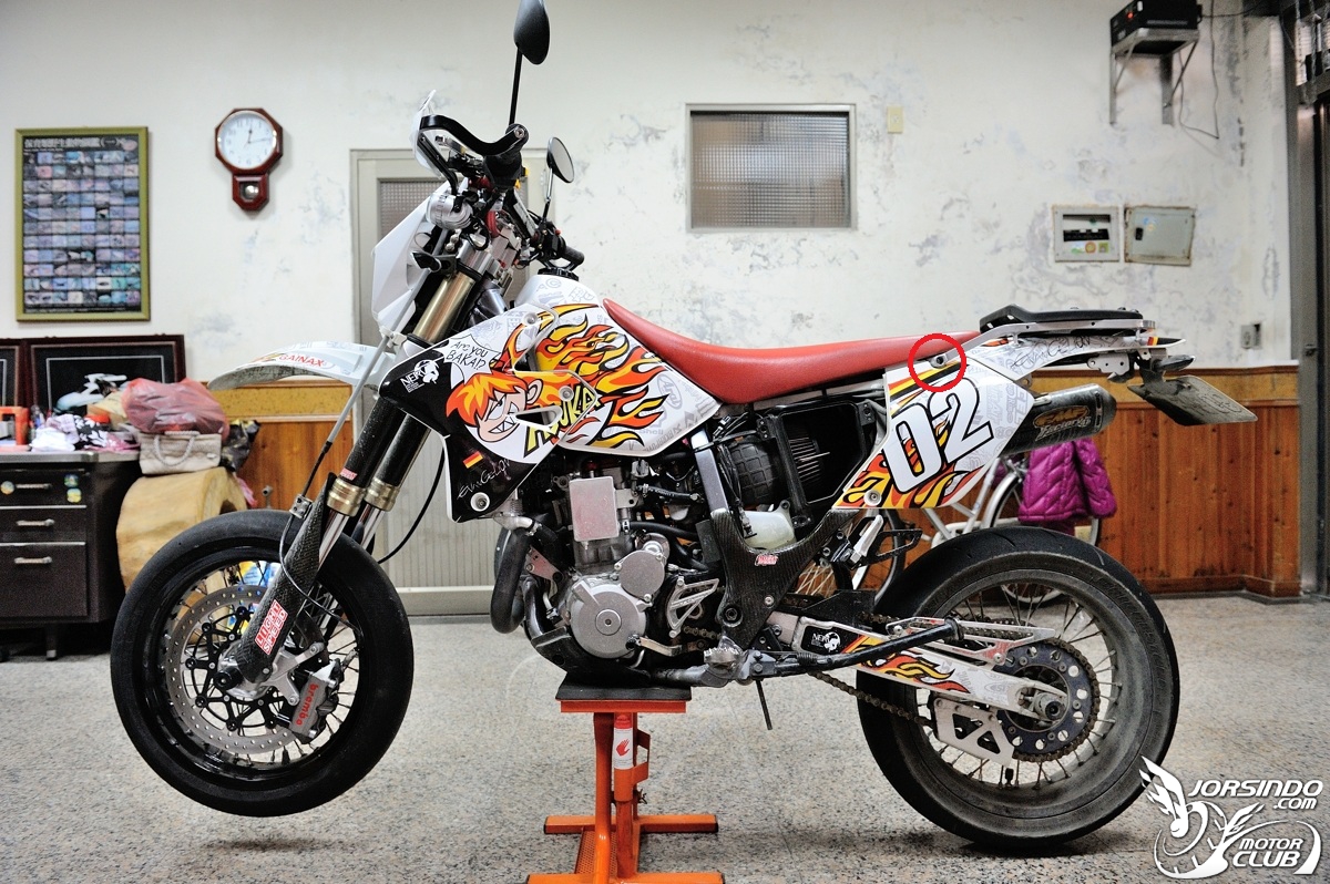 DRZ400SM 近期改裝心得2/6 更新蠍子管心得&amp;TMR40冬天微調9875|小老婆汽機車資訊網