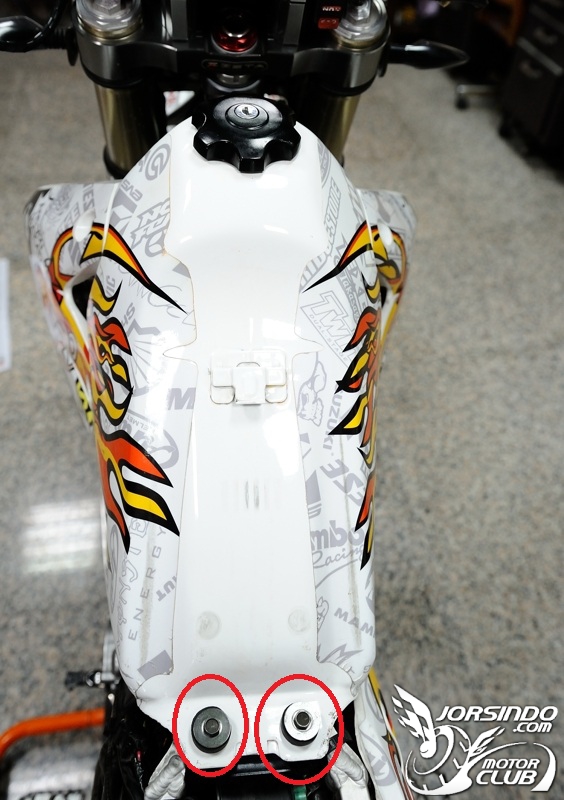 DRZ400SM 近期改裝心得2/6 更新蠍子管心得&amp;TMR40冬天微調9835|小老婆汽機車資訊網