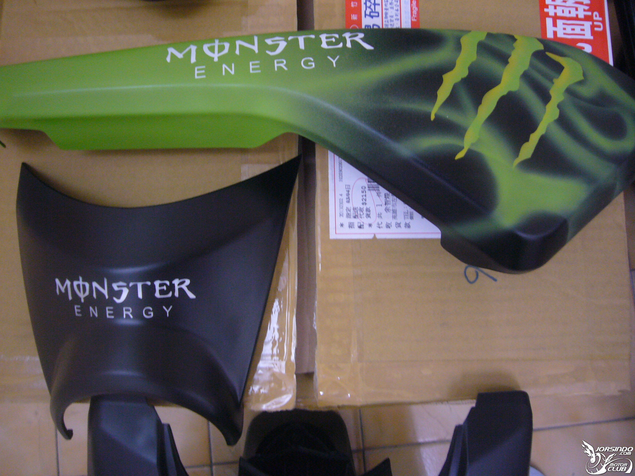 辛苦噴繪的MONSTER BWS車殼9820|小老婆汽機車資訊網