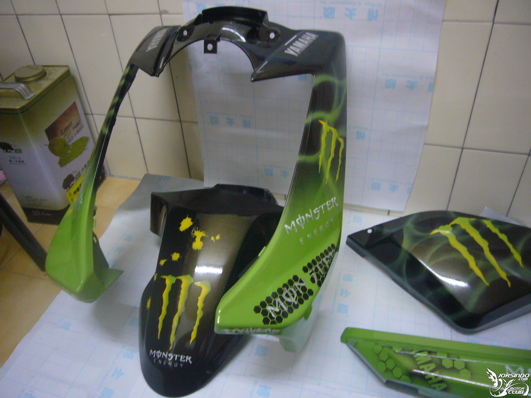 辛苦噴繪的MONSTER BWS車殼6014|小老婆汽機車資訊網