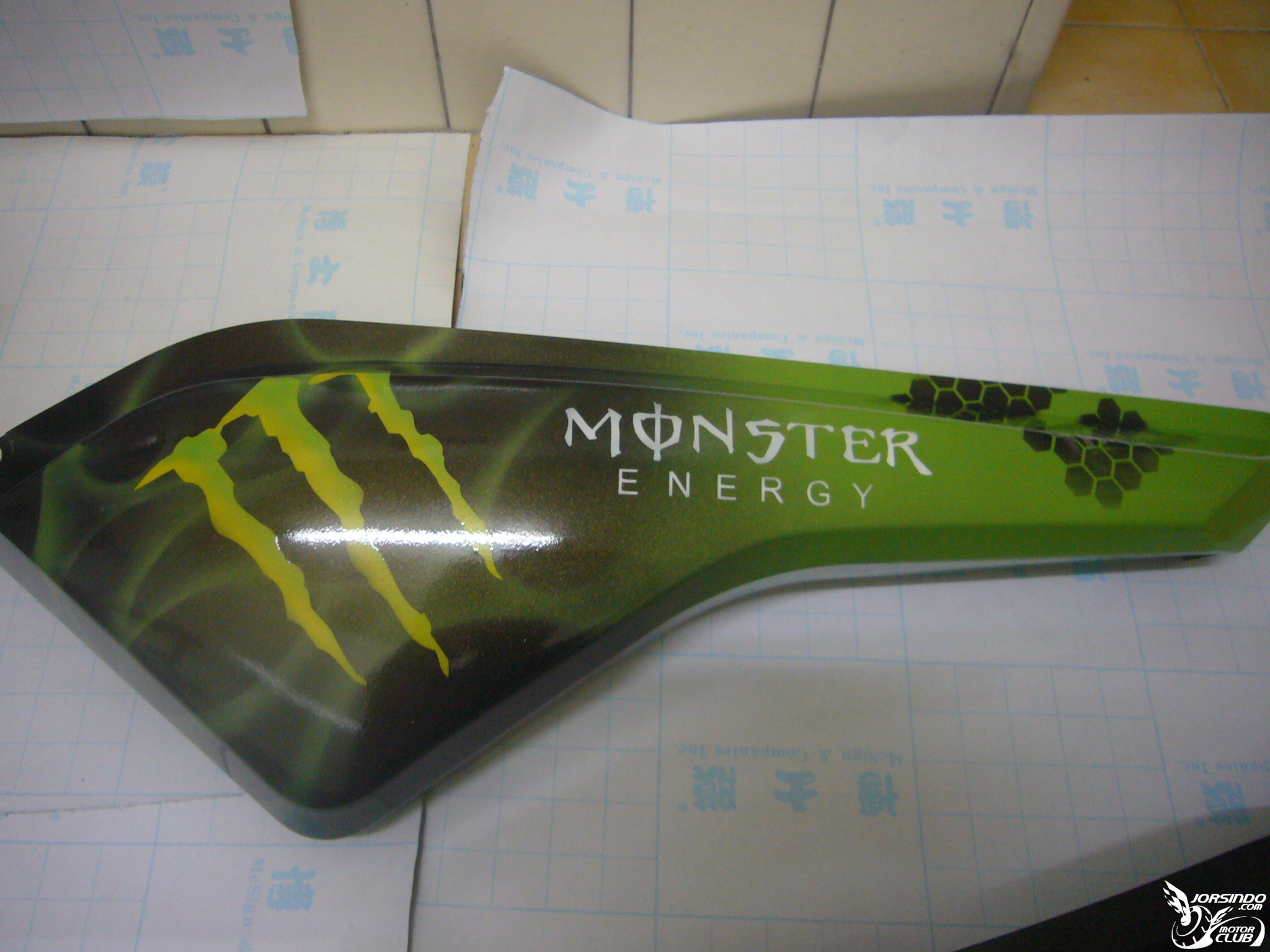 辛苦噴繪的MONSTER BWS車殼7245|小老婆汽機車資訊網