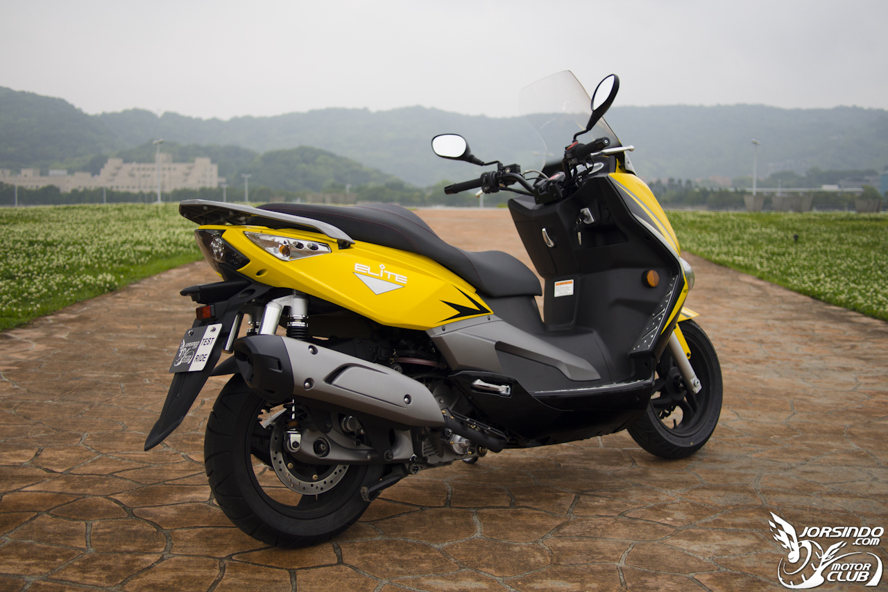 激安黃羊降臨！【ELITE 300i】深度試駕報導5661|小老婆汽機車資訊網