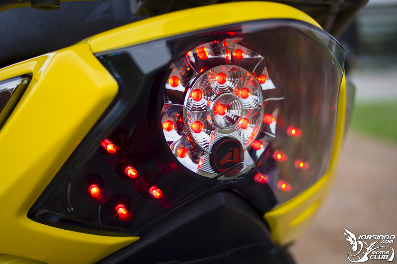 激安黃羊降臨！【ELITE 300i】深度試駕報導8457|小老婆汽機車資訊網