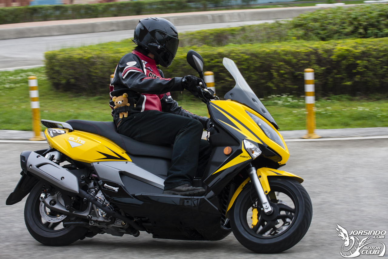 激安黃羊降臨！【ELITE 300i】深度試駕報導5872|小老婆汽機車資訊網