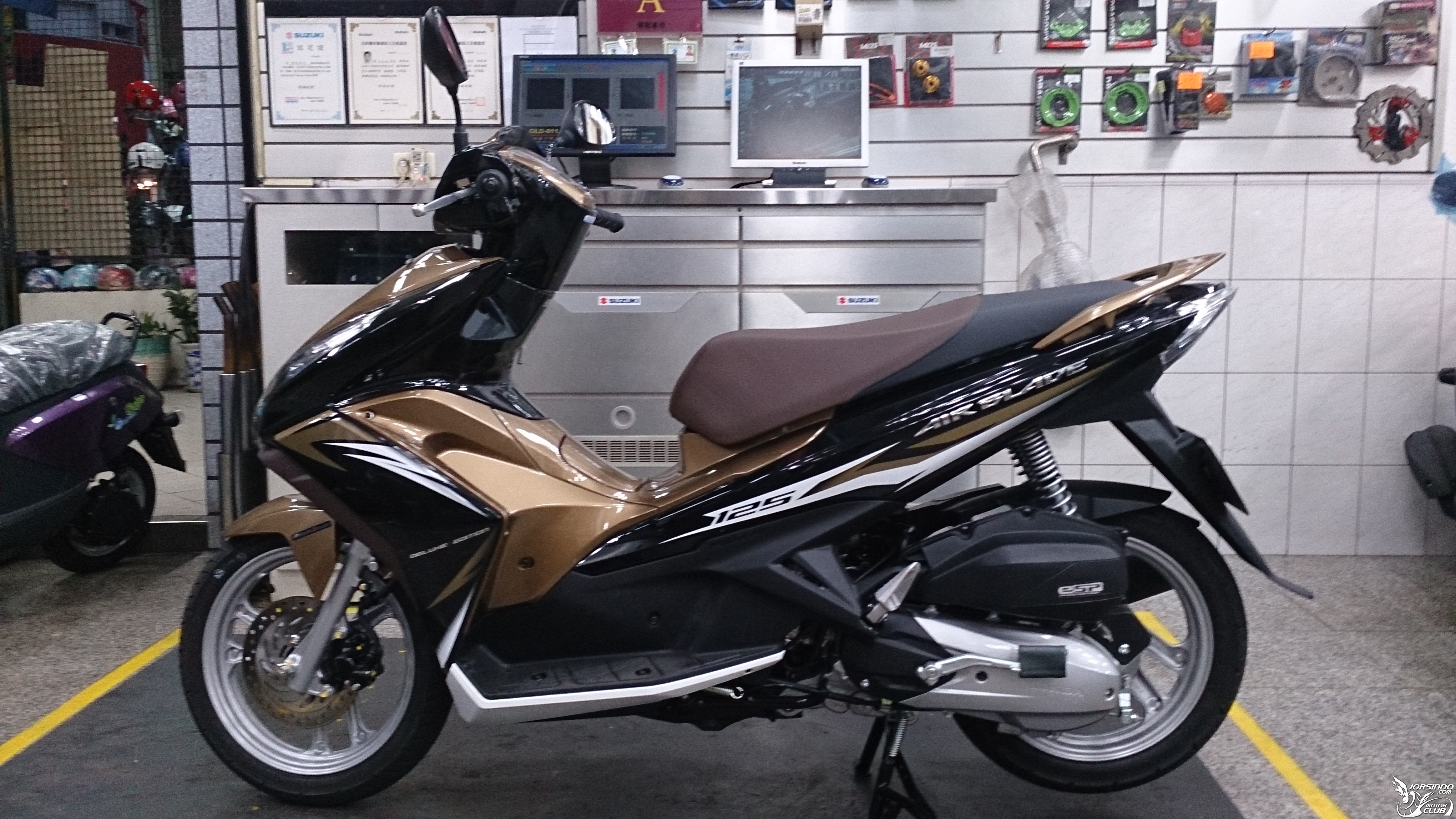 HONDA機車確定明年正式引進!!!!1210|HONDA,引進小老婆汽機車資訊網