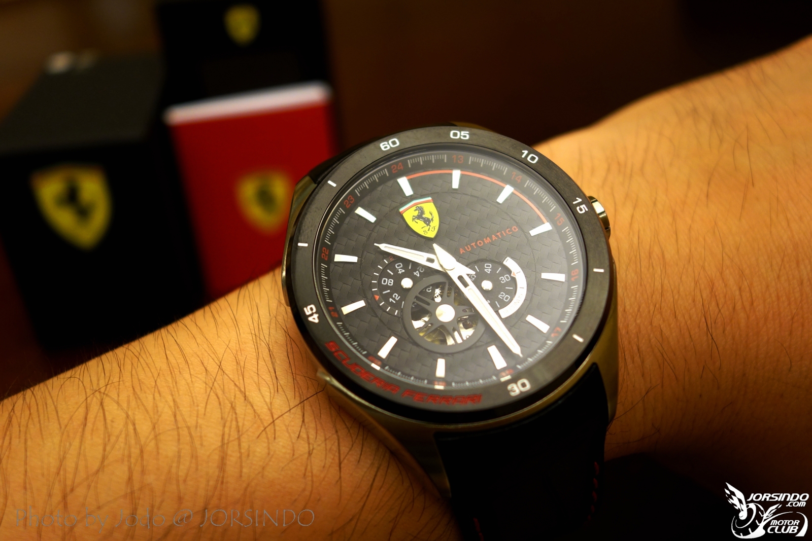 [開箱] 簡單的創意 - Ferrari 機械錶6962|小老婆汽機車資訊網