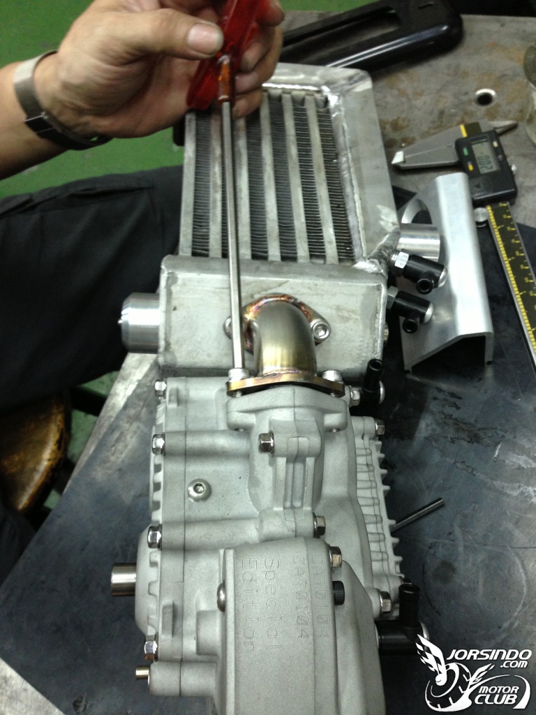 "地表最強的原廠SMAX155" 機械增壓 SuperCharger 爽度破表3700|小老婆汽機車資訊網