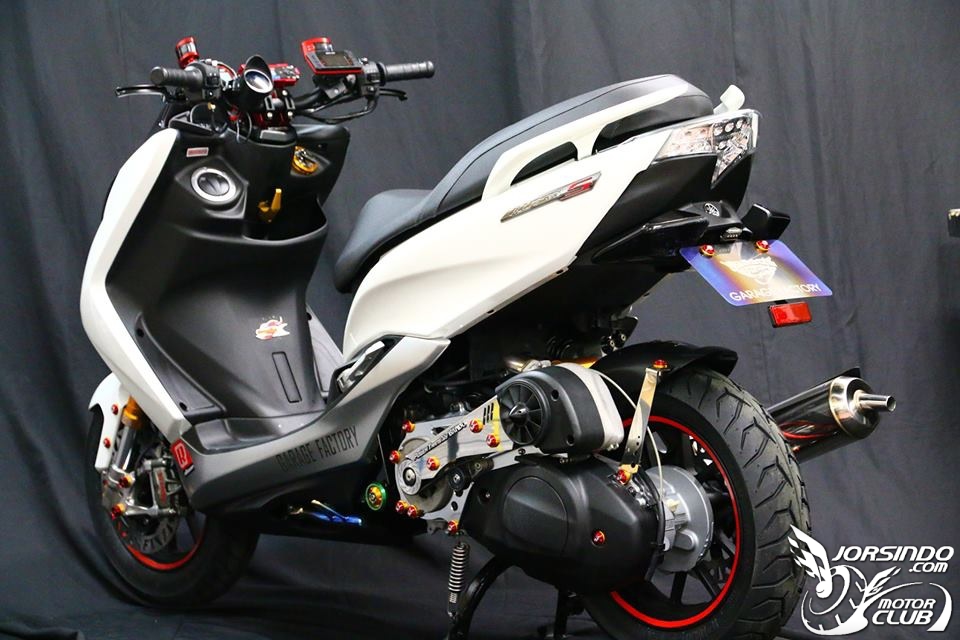 "地表最強的原廠SMAX155" 機械增壓 SuperCharger 爽度破表5892|小老婆汽機車資訊網