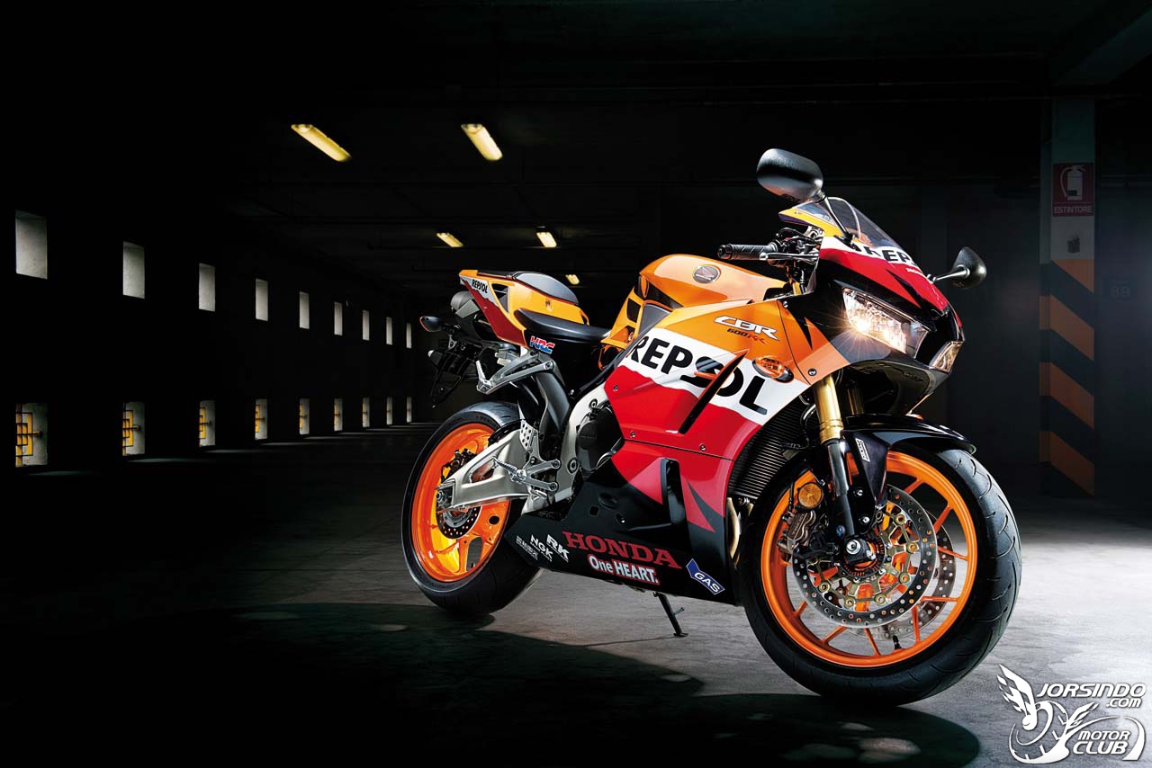 完成接觸機車以後最大的夢想-2014 HONDA CBR600RR REPSOL ABS1116|小老婆汽機車資訊網