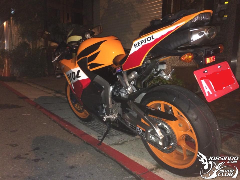 完成接觸機車以後最大的夢想-2014 HONDA CBR600RR REPSOL ABS5984|小老婆汽機車資訊網