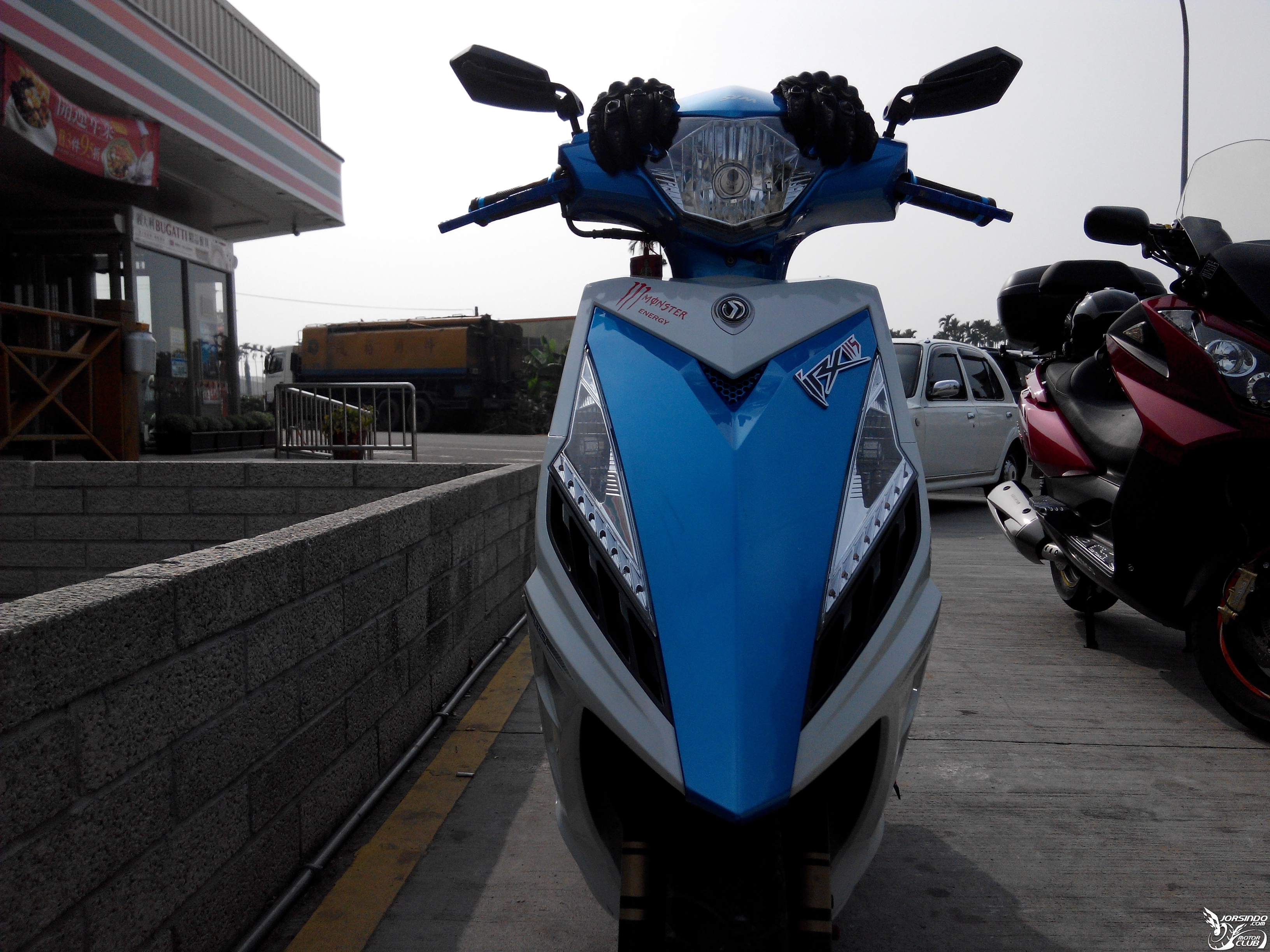 看起來很原廠的小藍   der IRX115  (持續進化中)~~~!!!835|小老婆汽機車資訊網