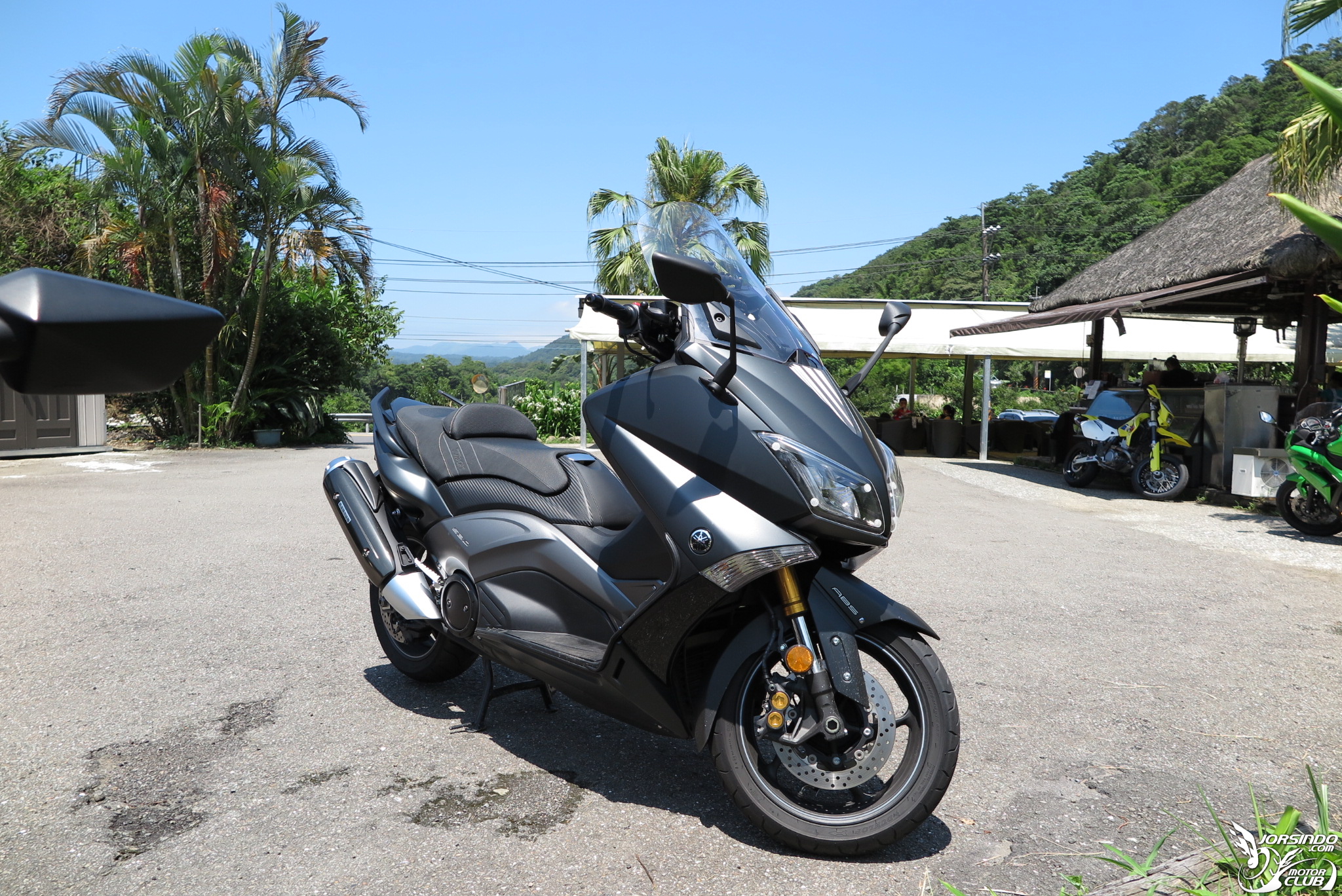 [開箱] 添加新成員 TMax 530 2015特仕版780|小老婆汽機車資訊網