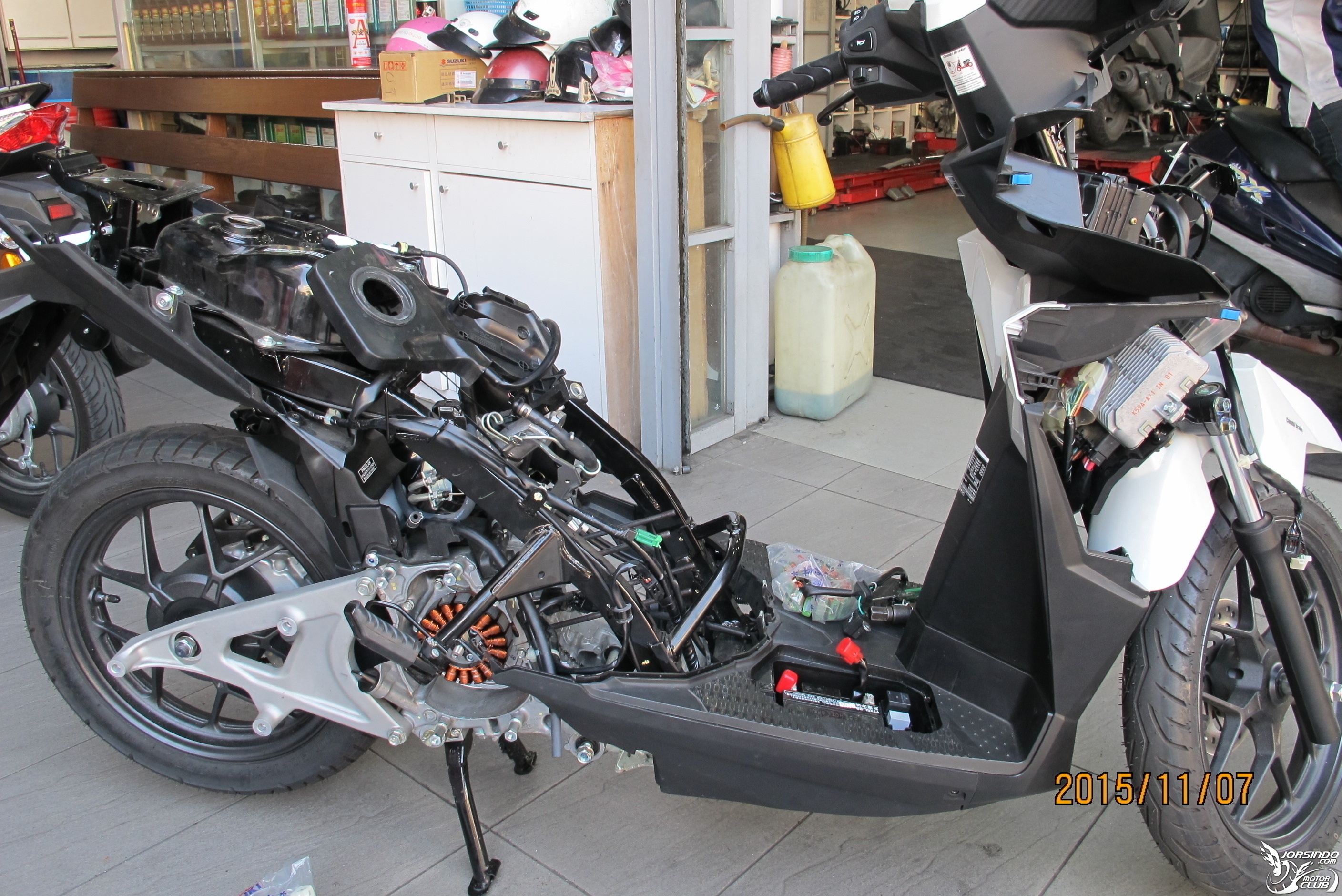 Honda VARIO安靜起步加踩發是一種禮貌！Honda ACG無刷啟動馬達！6310|小老婆汽機車資訊網