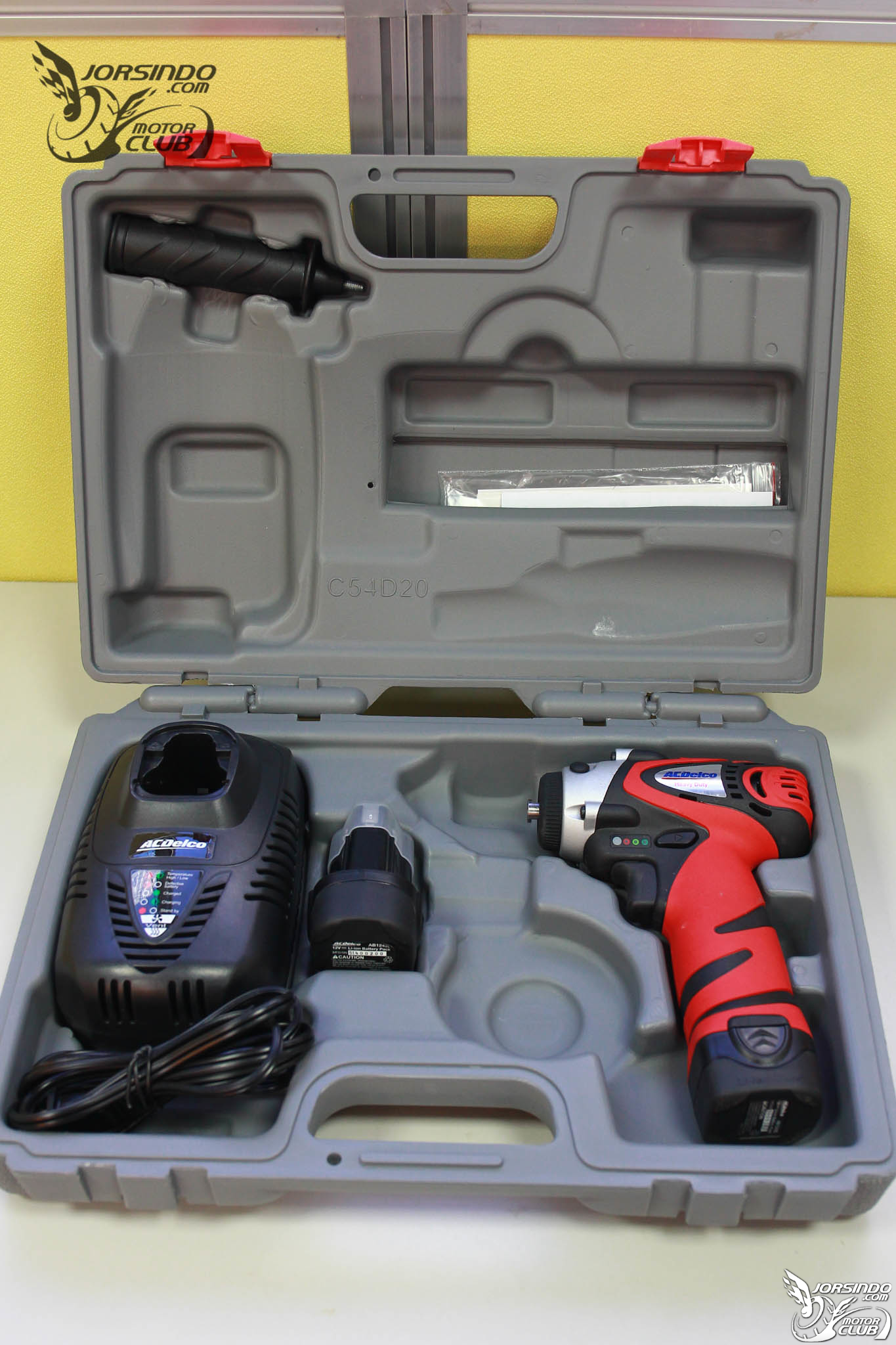 機車打蠟新法寶-- ACDelco ARS1210無線電動打蠟機8535|ACDelco,ARS1210,電動打蠟機小老婆汽機車資訊網