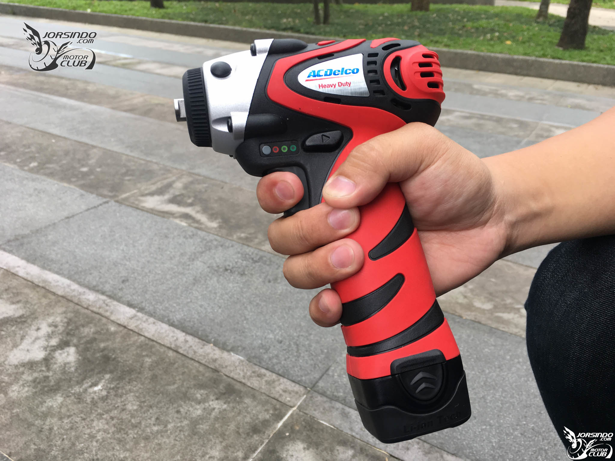 機車打蠟新法寶-- ACDelco ARS1210無線電動打蠟機7816|ACDelco,ARS1210,電動打蠟機小老婆汽機車資訊網