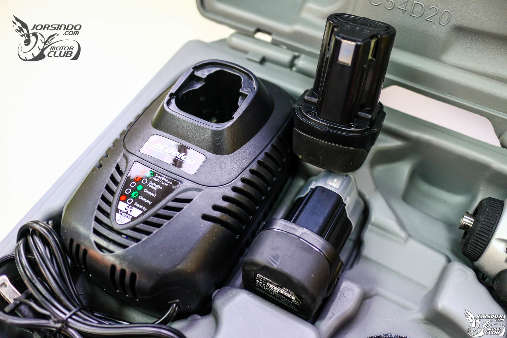 機車打蠟新法寶-- ACDelco ARS1210無線電動打蠟機5742|ACDelco,ARS1210,電動打蠟機小老婆汽機車資訊網