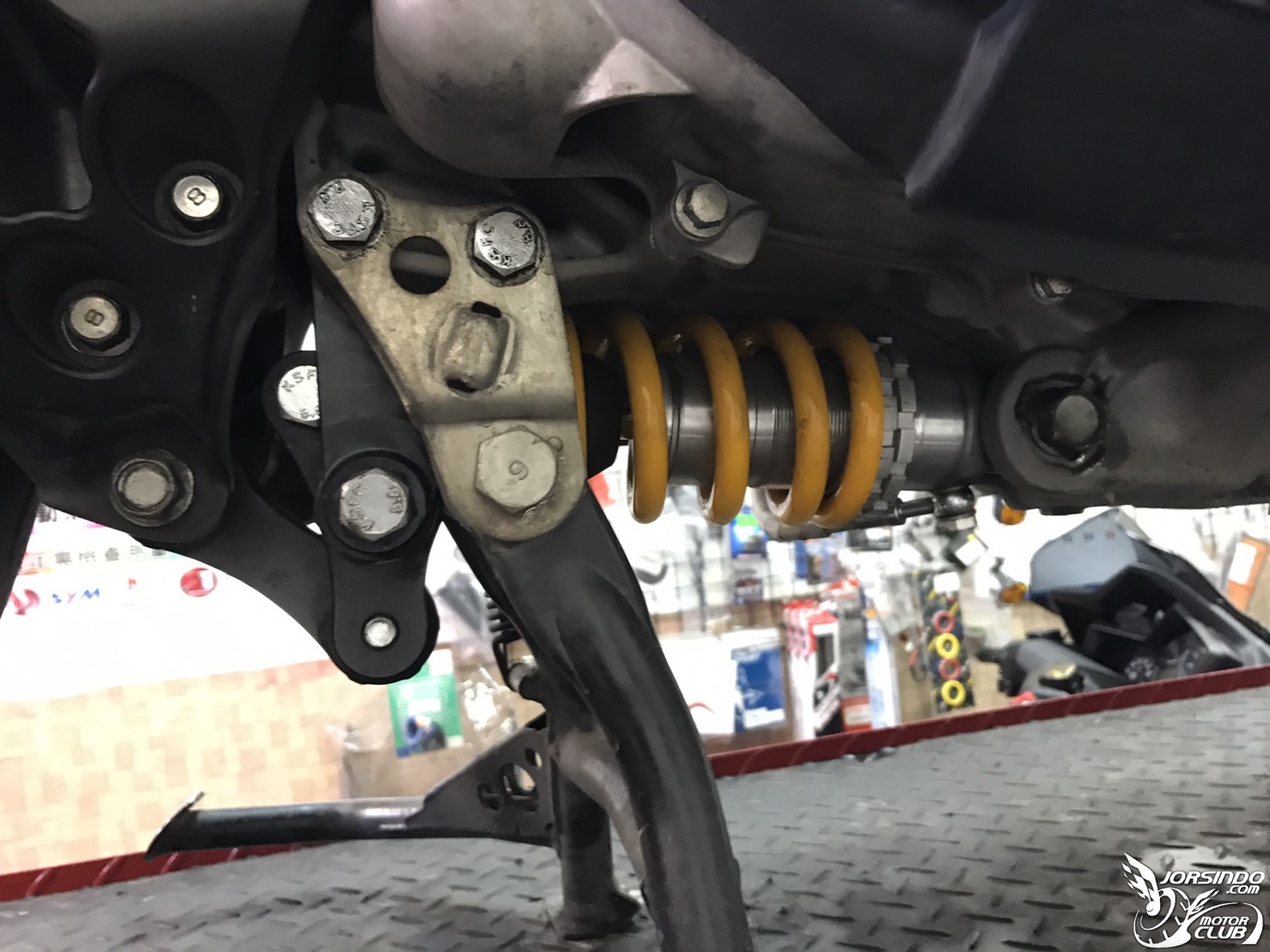 TMAX530 Ohlins多連桿開箱4466|小老婆汽機車資訊網