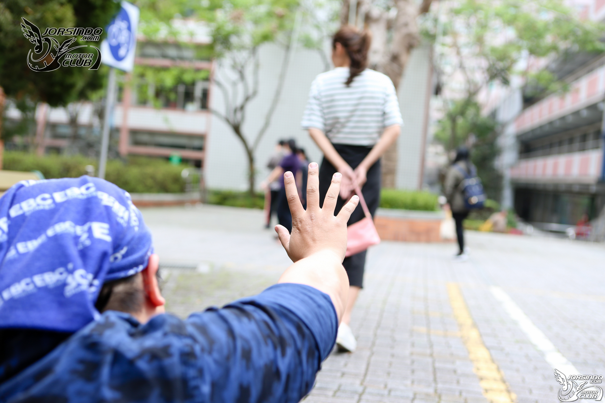 暖男的駕訓輔導！SYM MIO 115 玫瑰時櫻粉 時尚登場1274|SYM,mio115小老婆汽機車資訊網