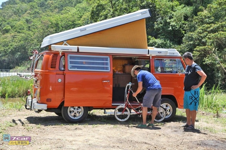 Volkswagen Transporter 露營車家族五代齊聚大露營