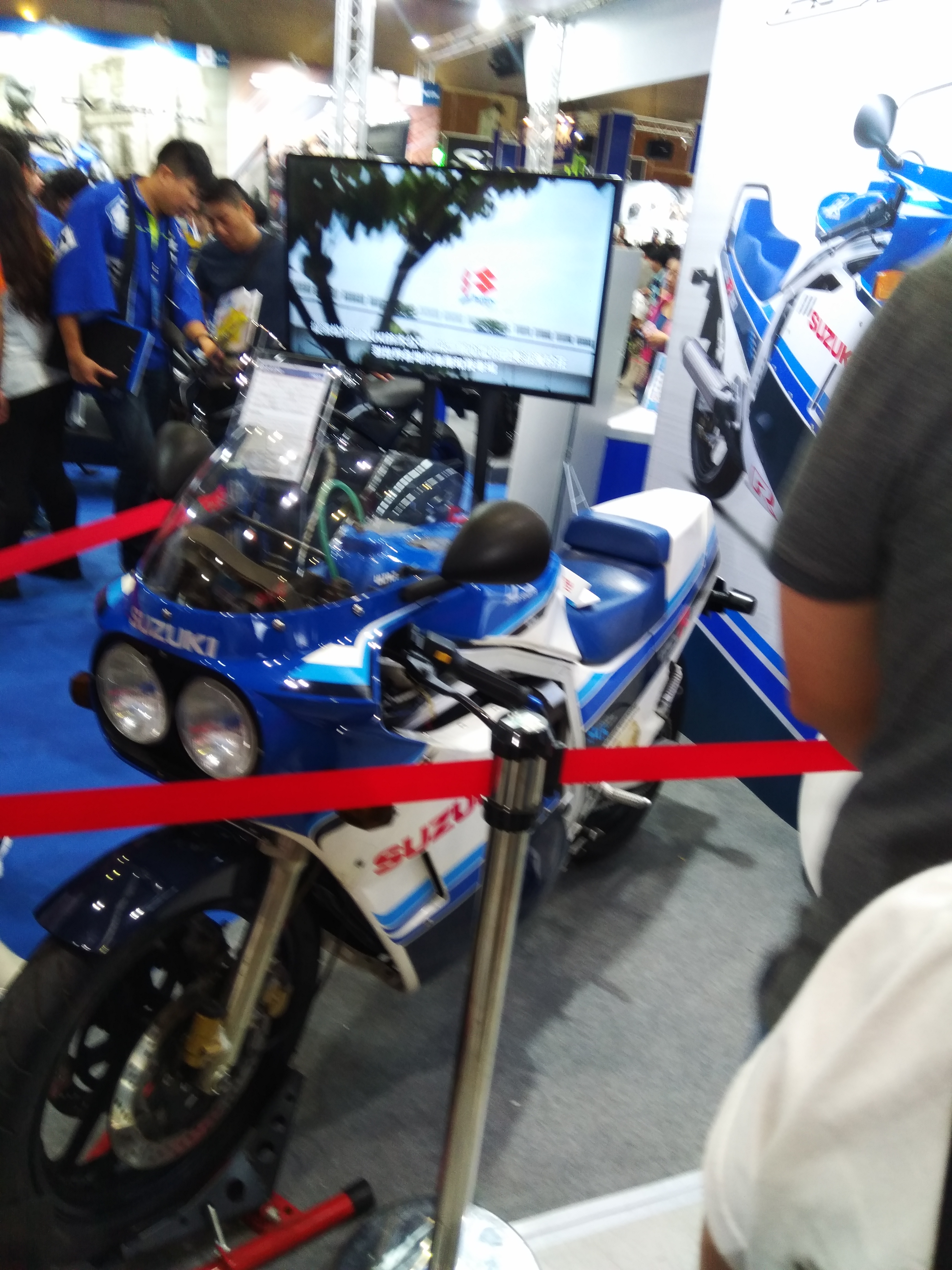 重車展上的1985年式,GSX-R 7502910|小老婆汽機車資訊網