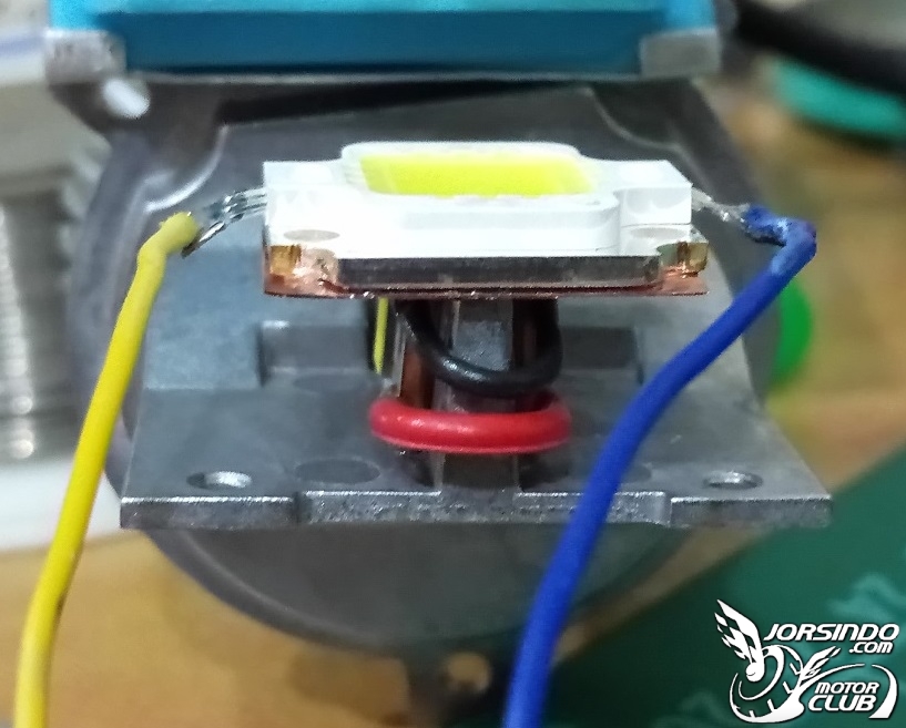 【燈改系列】- LED 魚眼改 CREE 等各種晶片9604|小老婆汽機車資訊網