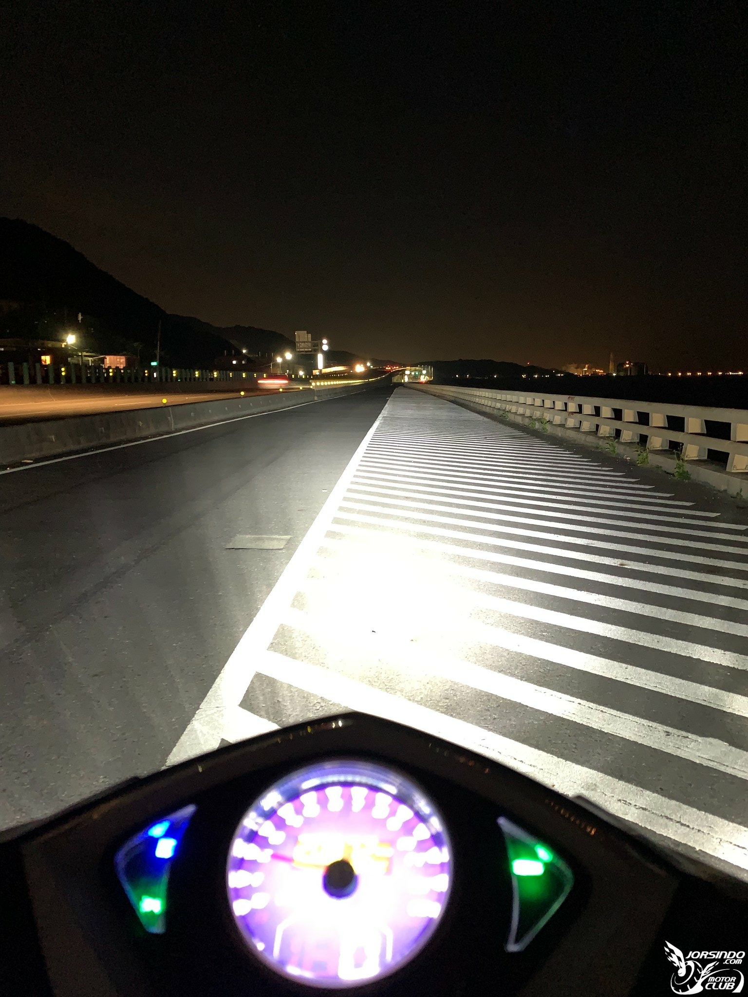 Philips LED-HL H4 效果分享7168|小老婆汽機車資訊網