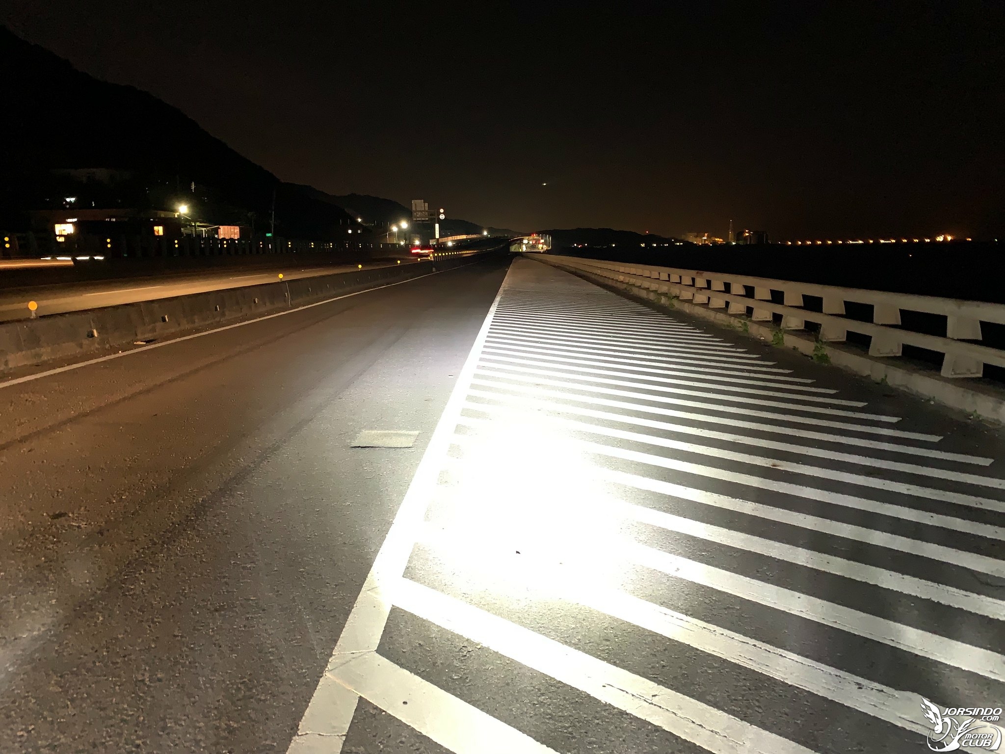 Philips LED-HL H4 效果分享2429|小老婆汽機車資訊網