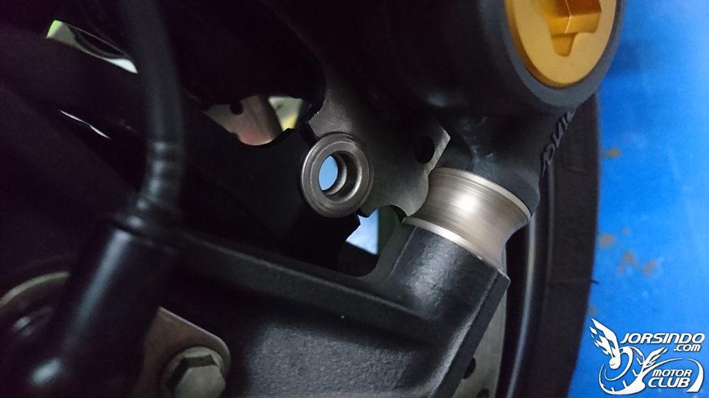 YAMAHA T-MAX530前碟盤加大DIY更換分享6021|小老婆汽機車資訊網