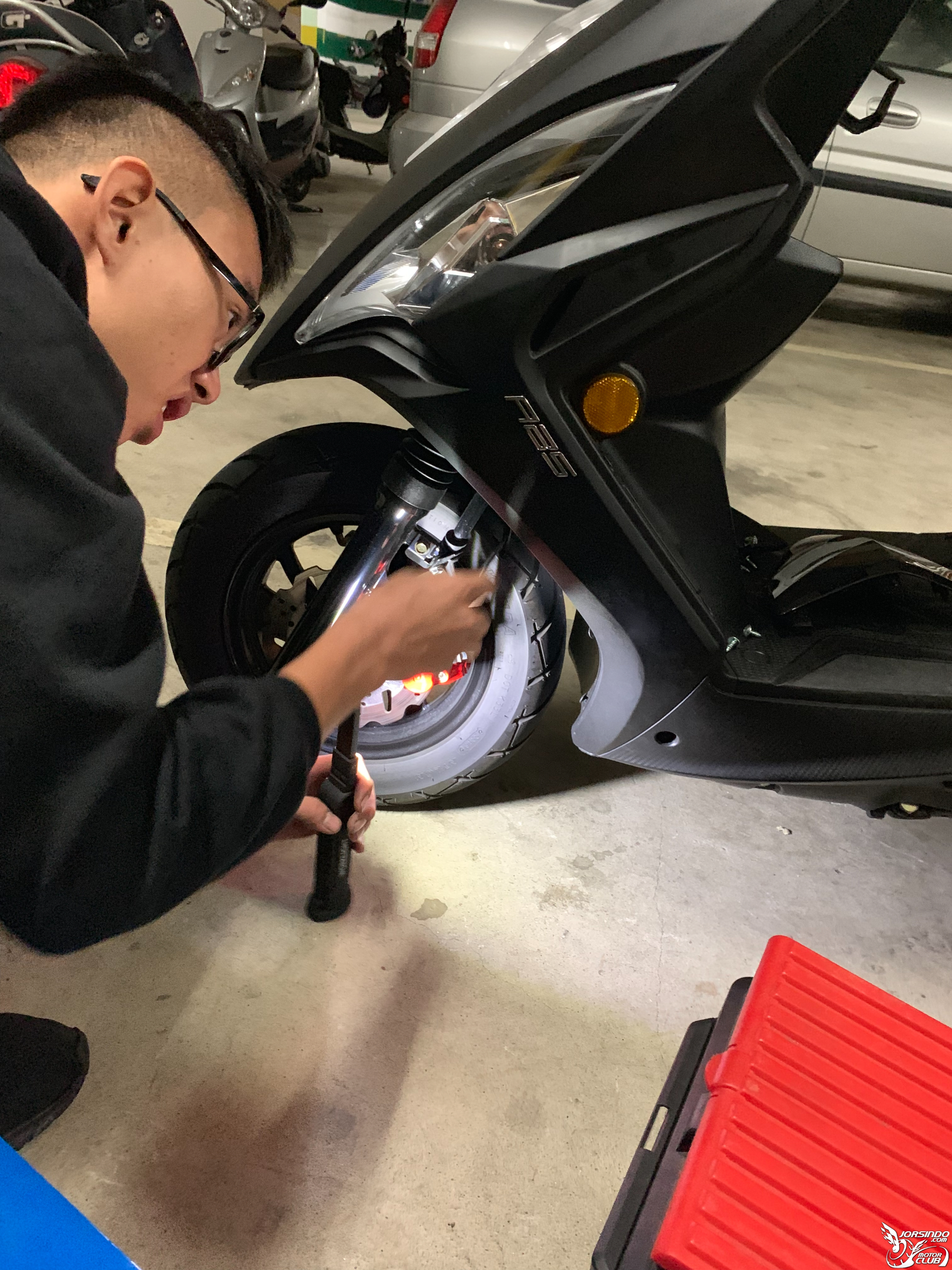 卡西提 小霧燈開箱 VJR1254121|小老婆汽機車資訊網
