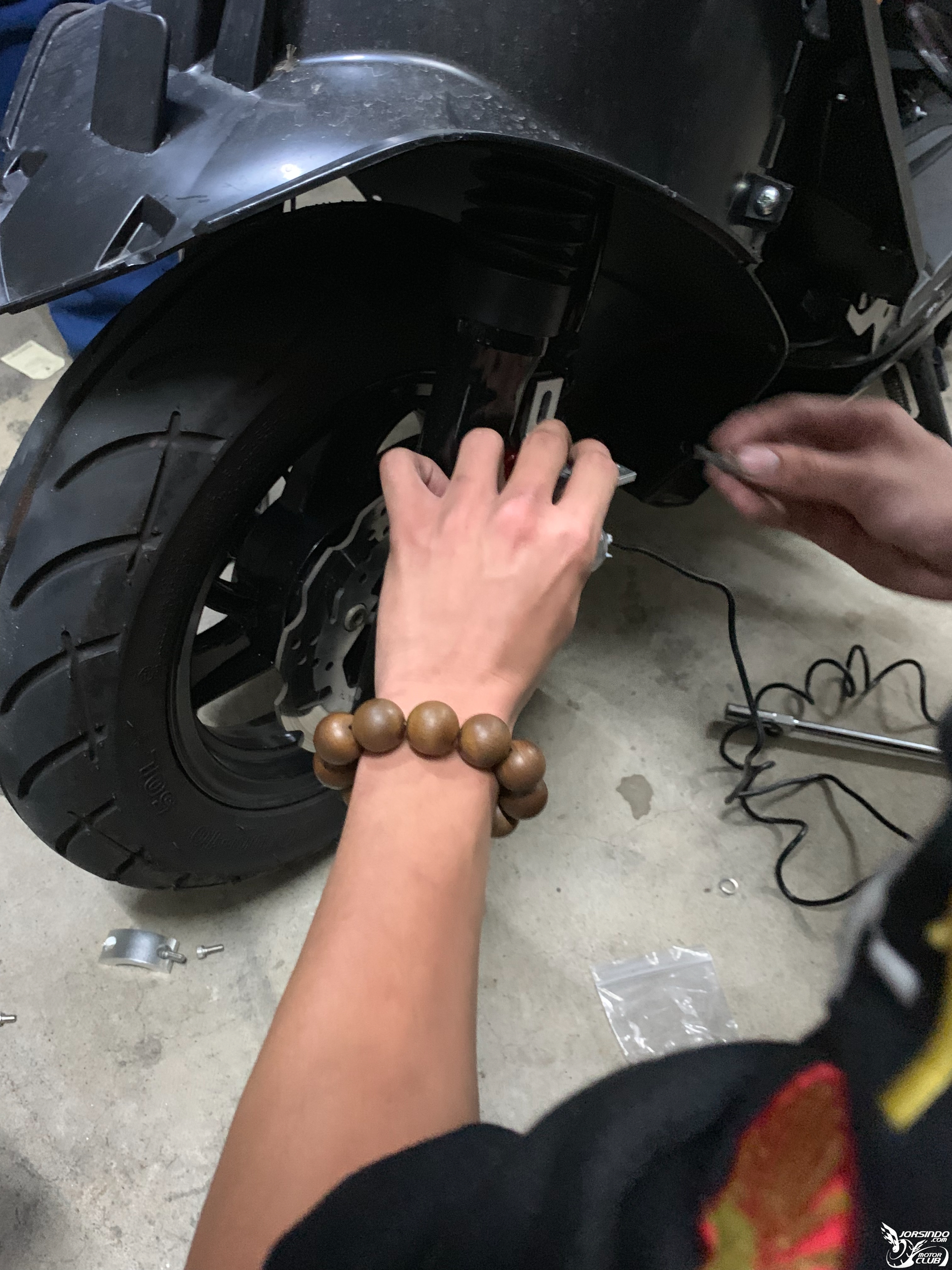 卡西提 小霧燈開箱 VJR125482|小老婆汽機車資訊網