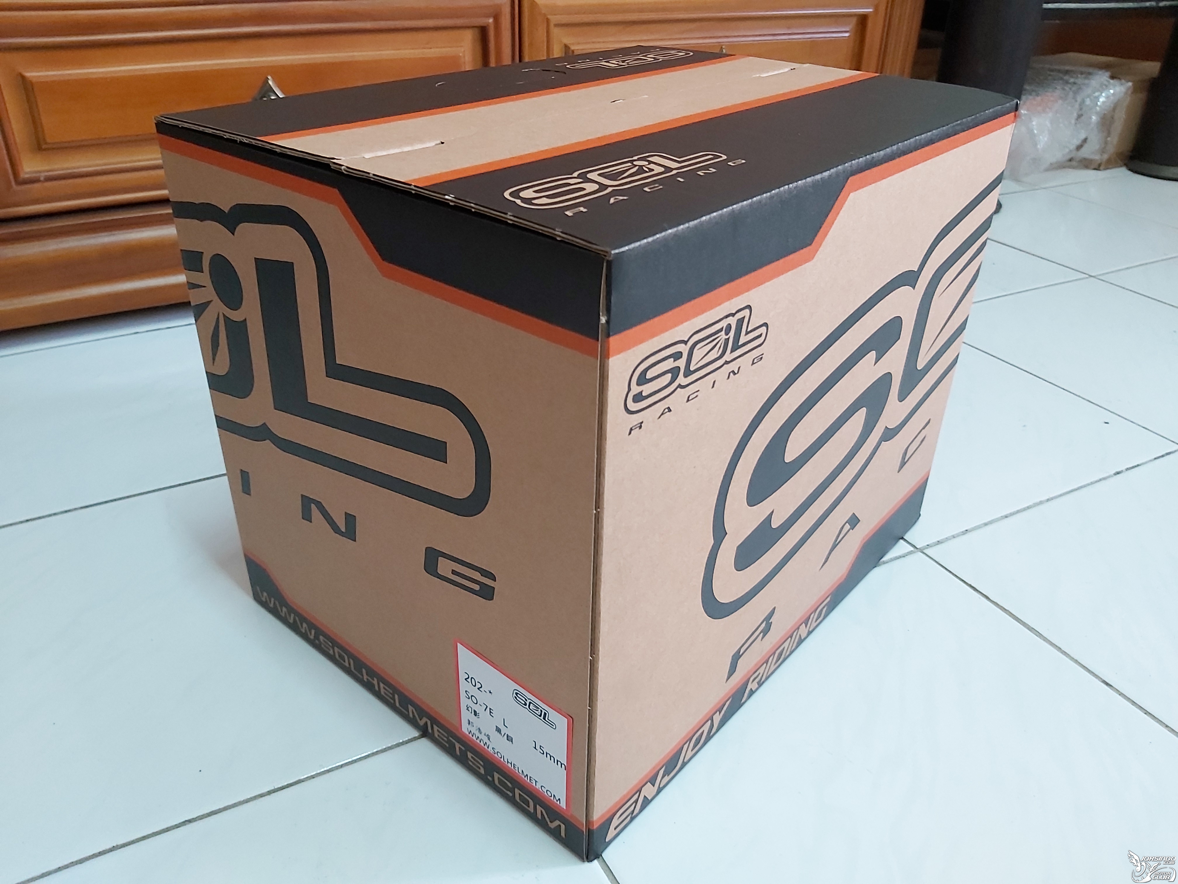 分享我的新帽 SOL新帽款 SO-7E 幻影 黑/銅 (3/4開放式)9470|小老婆汽機車資訊網