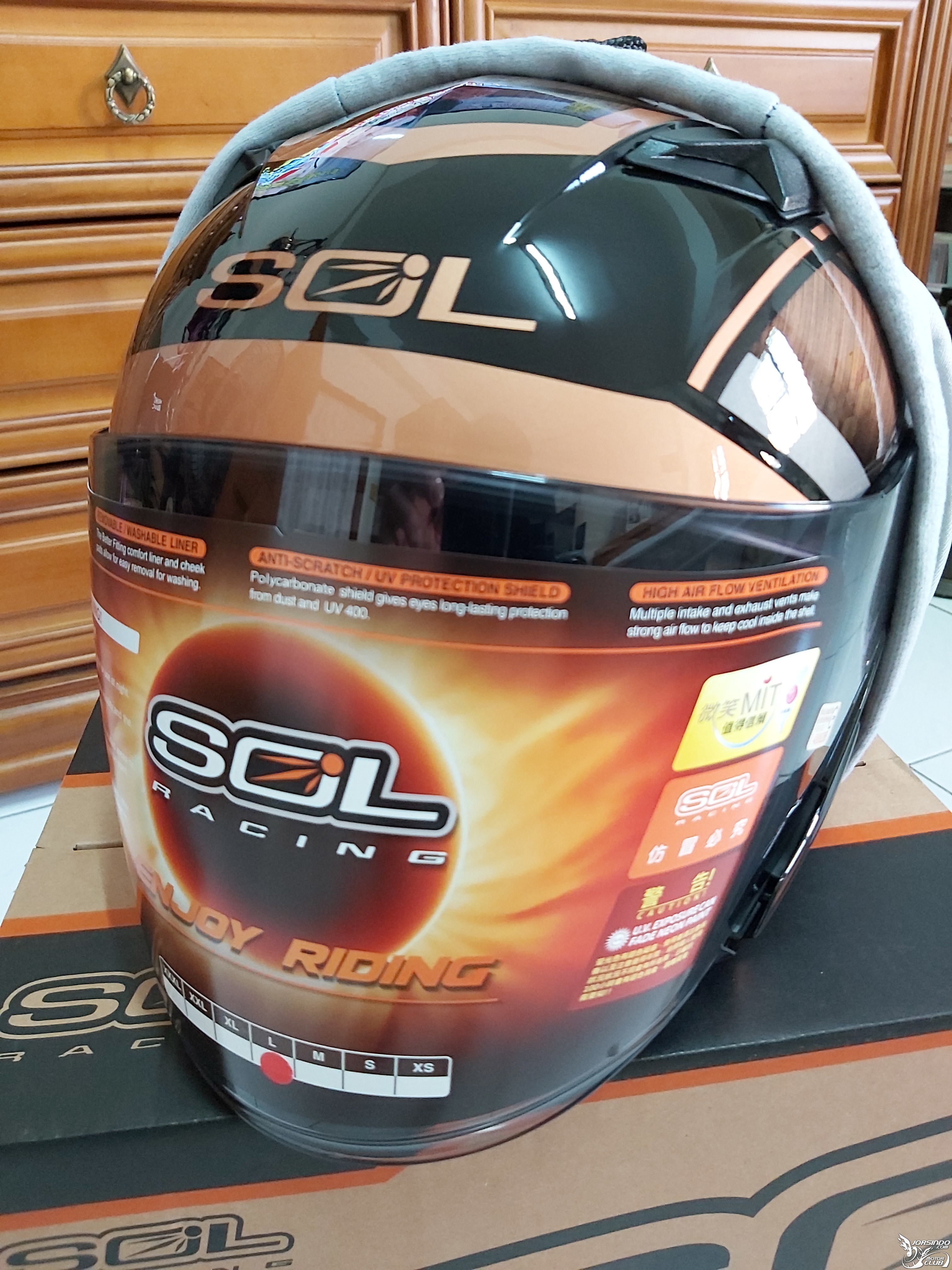 分享我的新帽 SOL新帽款 SO-7E 幻影 黑/銅 (3/4開放式)2765|小老婆汽機車資訊網